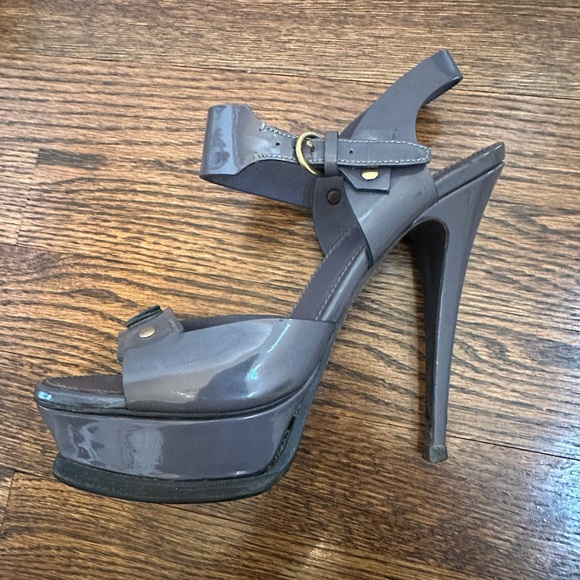 Yves Saint Laurent gray strappy platforms heels. Size 37.5. - Picture 5 of 12